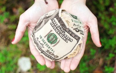 It’s National ‘Give Something Away’ Day – See How Americans Give