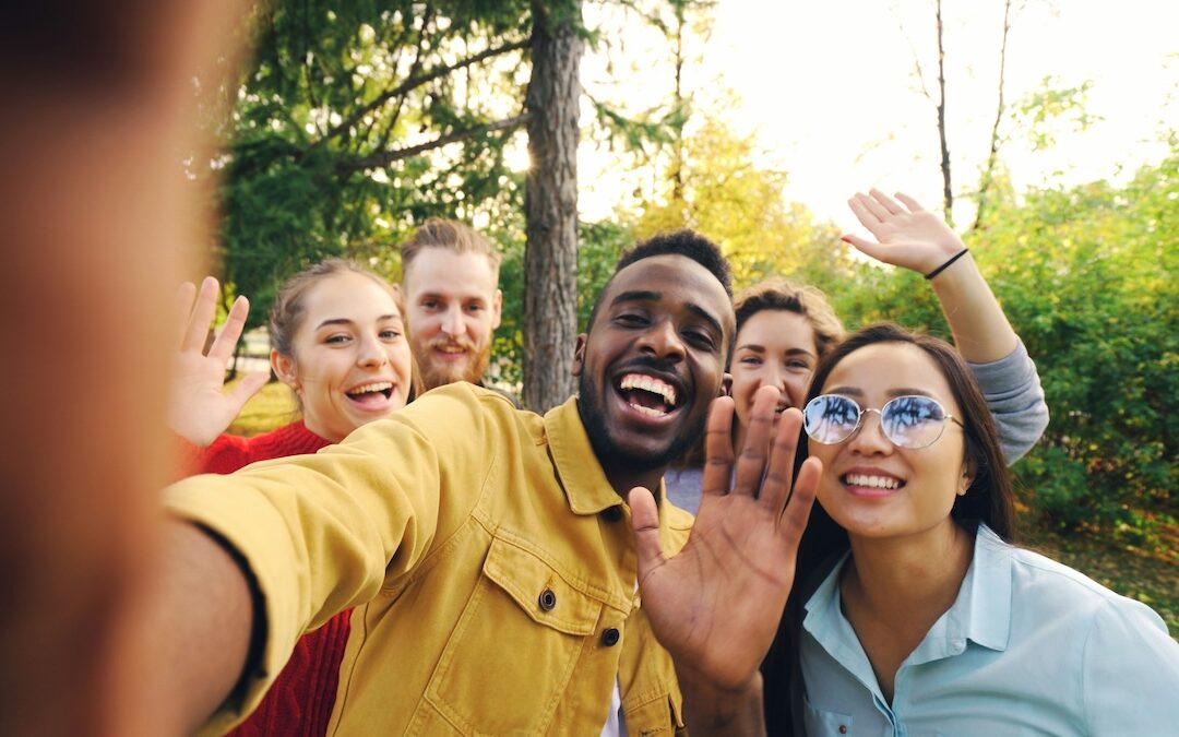 As Seasons Shift, These Americans Prefer Social Plans in the Heat